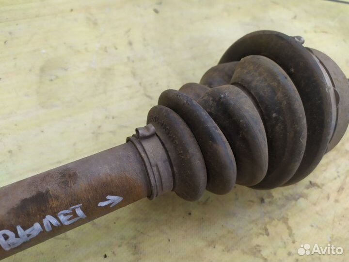 Привод (полуось ) передний левый Ford Mondeo Iv