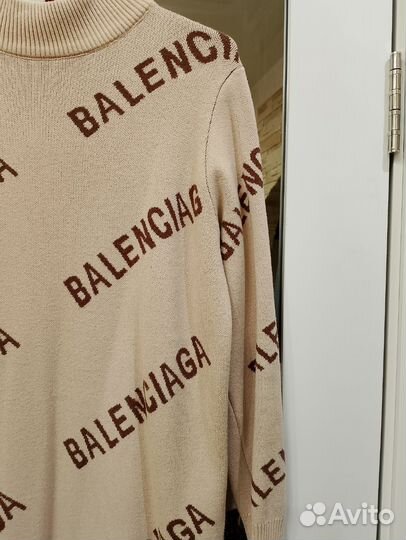 Платье свитер Balenciaga