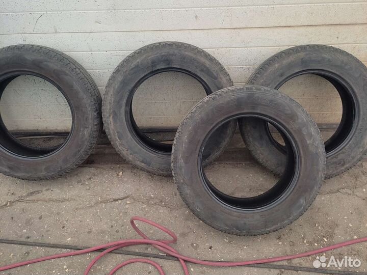 Amtel Cruise 4x4 215/65 R16 98