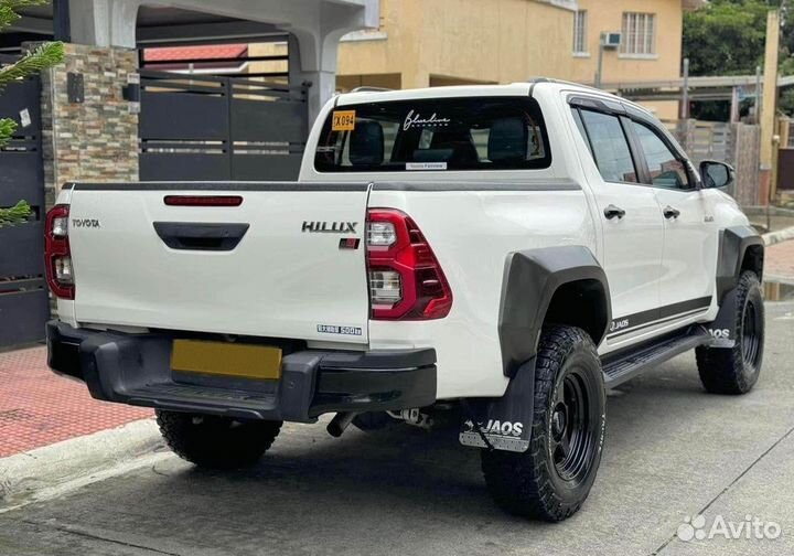 Toyota Hilux 2.8 AT, 2019, 37 000 км