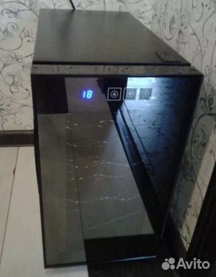 Холодильник для вина