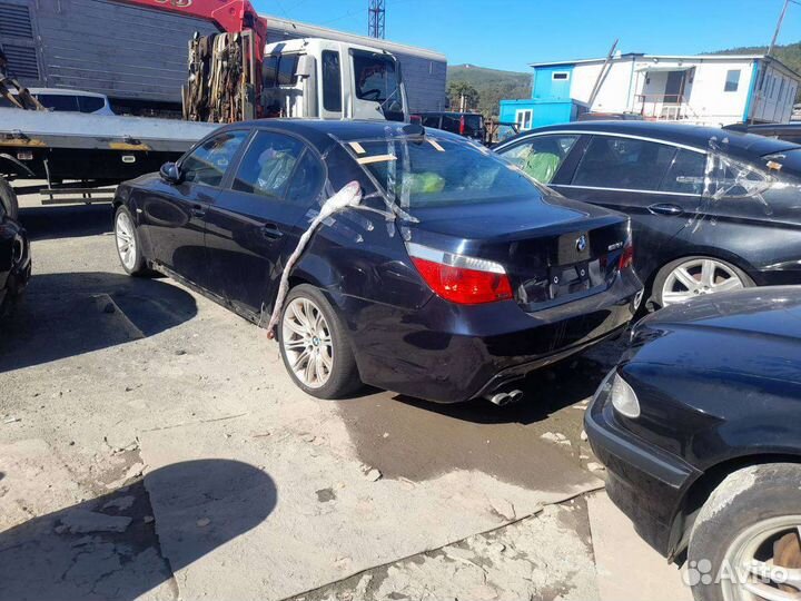 Стекло двери bmw е60 с Японии