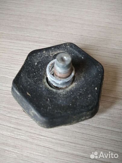 Ножка от стиральной машины