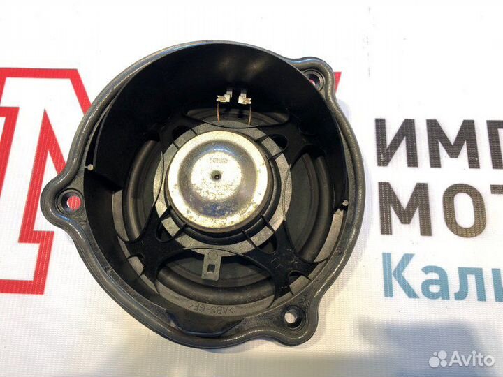 Динамик двери правый Mercedes Cls-Class W219 C219