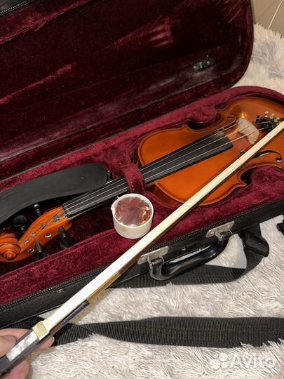 Скрипка 7/8 (чуть меньше 4/4)
