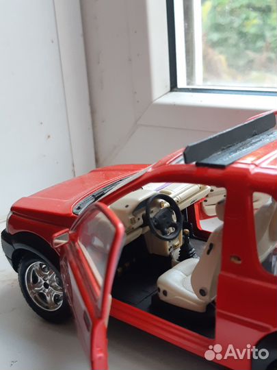 Модель авто 1 24