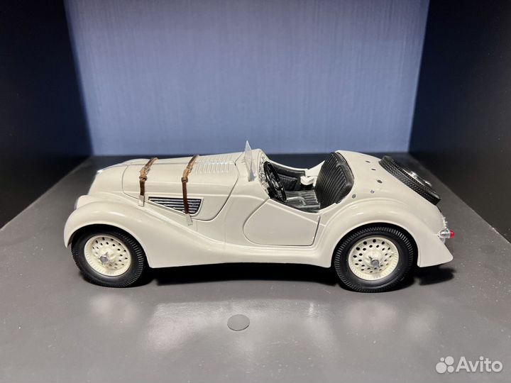 1/18 Bmw 328 custom