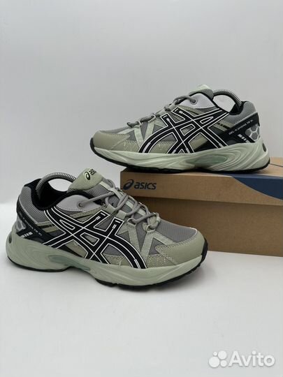 Кроссовки мужские asics