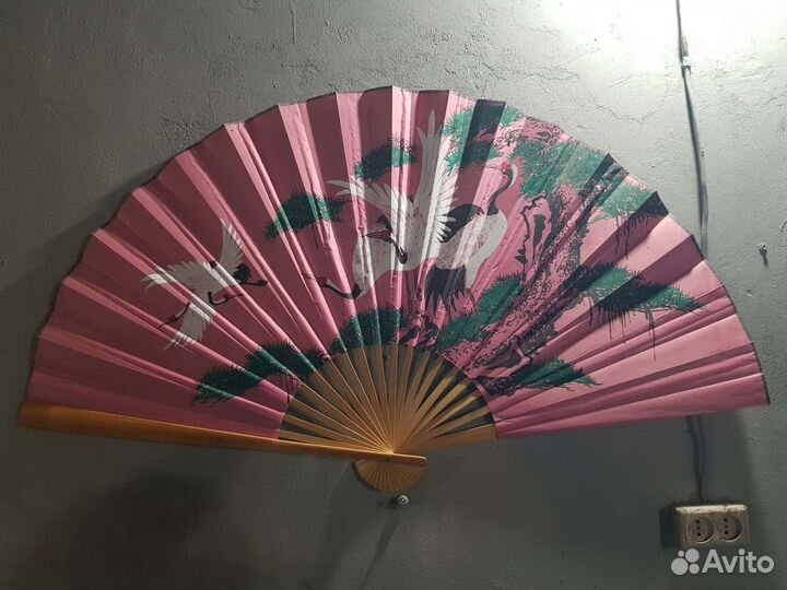 Веер настенный