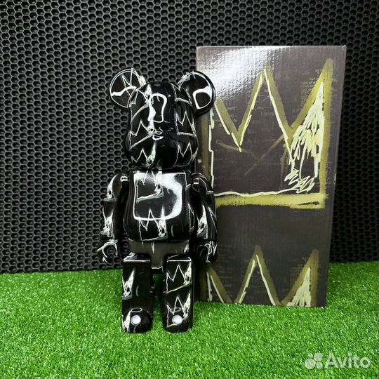 Игрушка bearbrick jinx bape 30cм каws 32см