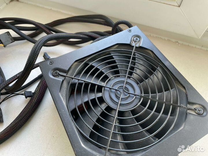 Блок питания aerocool vp 1000