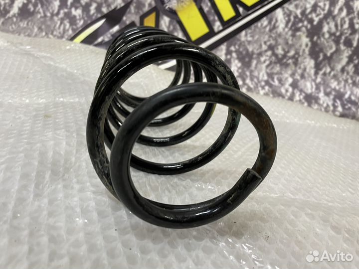 Пружина задняя Киа Рио 3 Солярис Rio Solaris