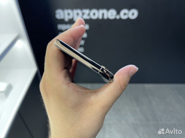iPhone Xs, 256 ГБ