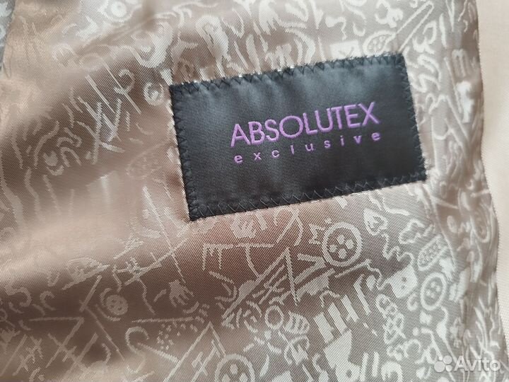 Шелковый костюм мужской