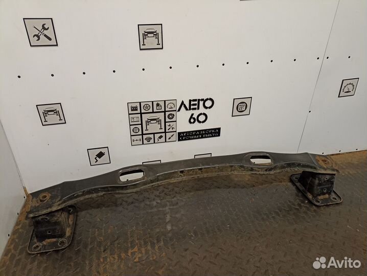 Усилитель бампера для BMW X5 E70