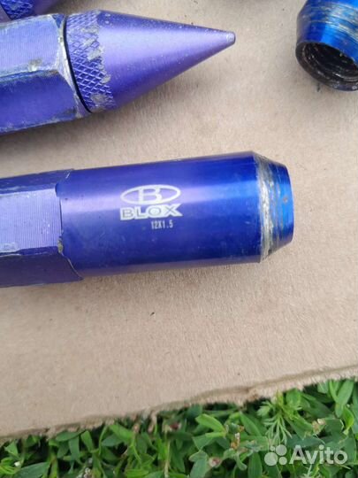 Гайки колесные blox пики