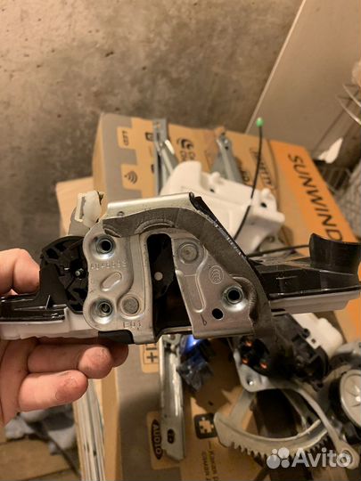 Центральный замок двери toyota