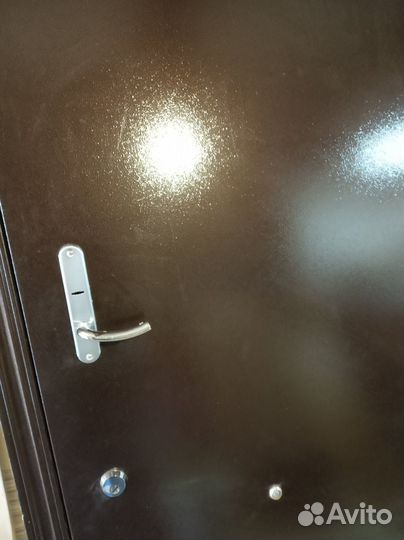 Дверь входная железная