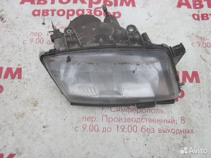 Saab 900 фара правая