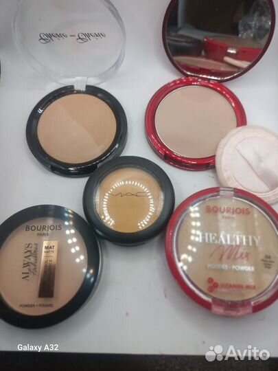 Пудры мас,givenchi,Rouge Bunny Rouge,Bourgojs