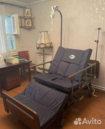 Кровать для лежачих больных секционная сдам/продам