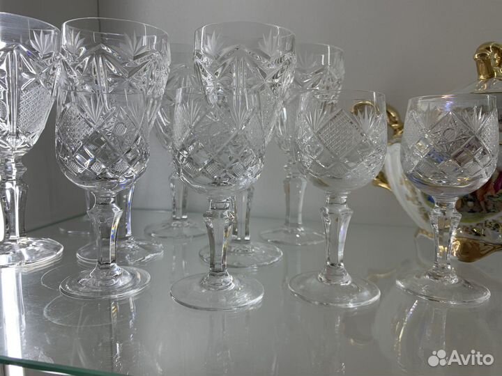 Хрустальные бокалы