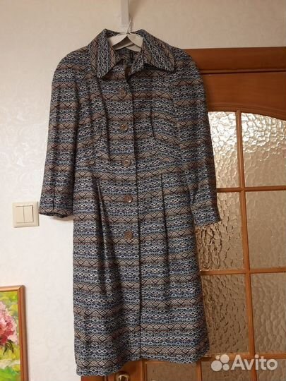 Пальто демисезонное(новое)