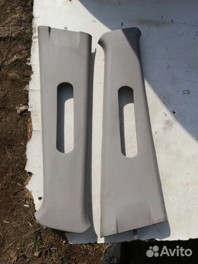 Обшивка стойки Мазда Демио 1