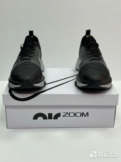 Кроссовки Nike Air Zoom Tempo Next