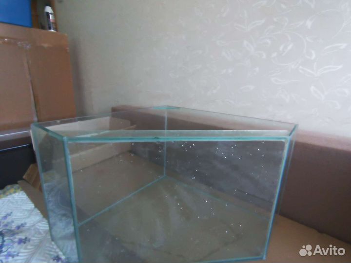Аквариум угловой