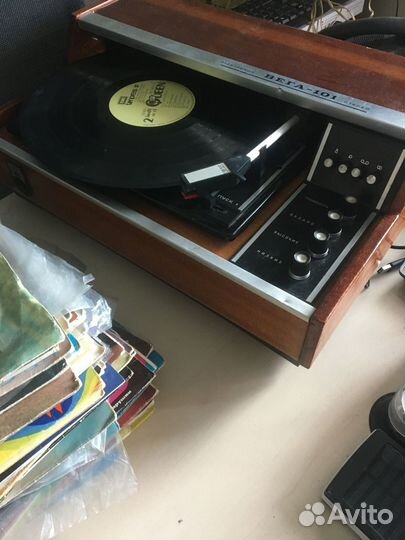 Вега 101 электрофон с колонками