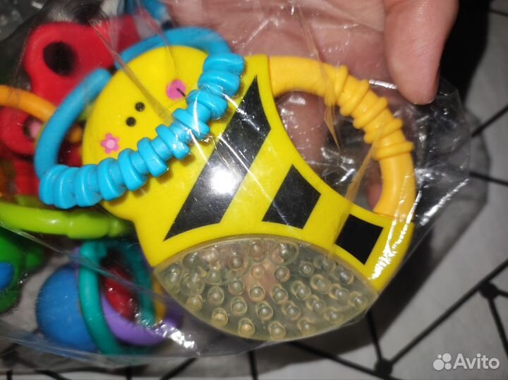 Игрушки погремушки