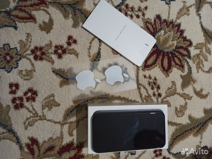 iPhone Xr, 64 ГБ