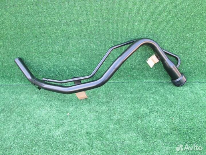 Горловина топливного бака Toyota Ipsum SXM10