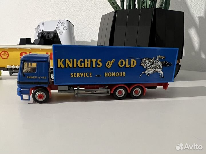 Модели грузовиков Mercedes-Benz Actros