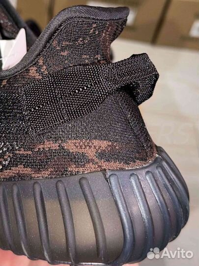 Кроссовки Adidas Yeezy