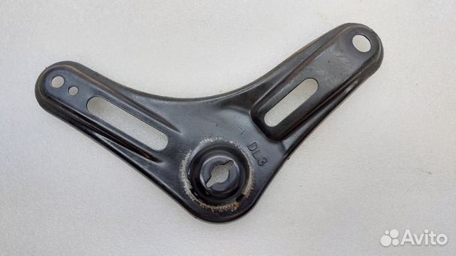 Кронштейн подрамника передний левый Kia K5 DL3