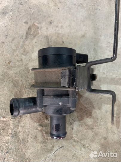 Дополнительный насос охлаждающей жидкости Audi A1