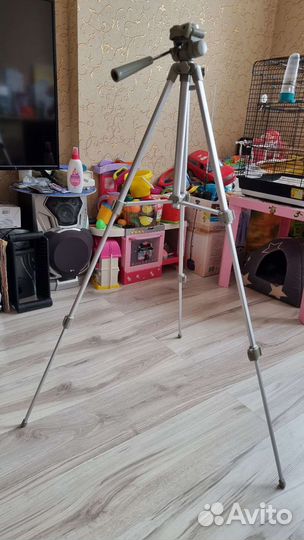 Тренога, штатив для видео и фото техники