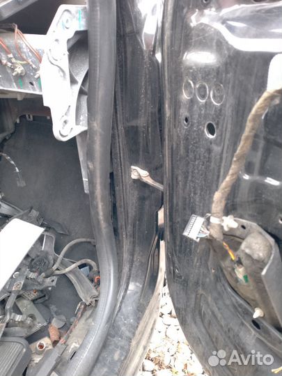 Передняя правая четверть Opel Vectra C