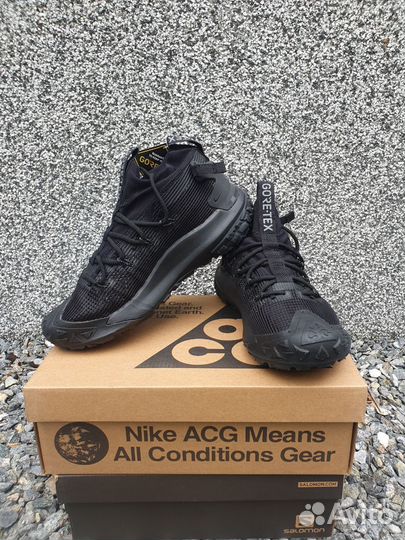 Кроссовки Nike Acg Mountain Fly 2 Mid Gore-Tex