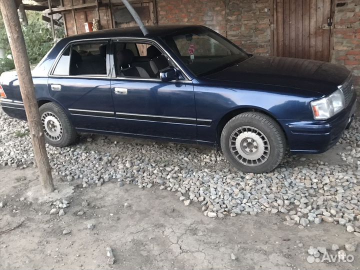 Toyota Crown 2.0 AT, 1998, 300 000 км