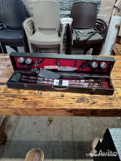 Мужской подарочный набор шампура в чемодане