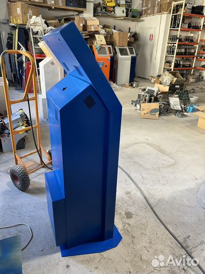 Корпуса платежных терминалов с выдачей