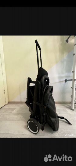 Прогулочная коляска компактная