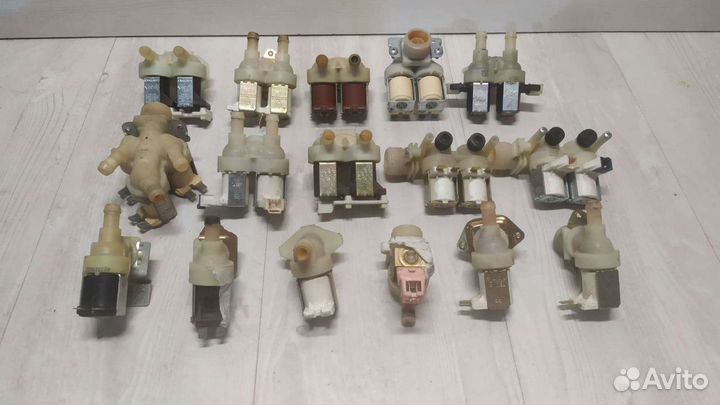 Клапан подачи воды Б/У на стиральную машину