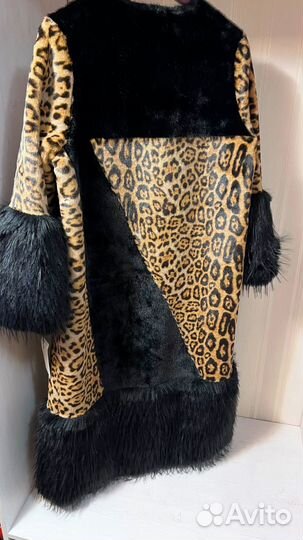 Шуба статус с перьями