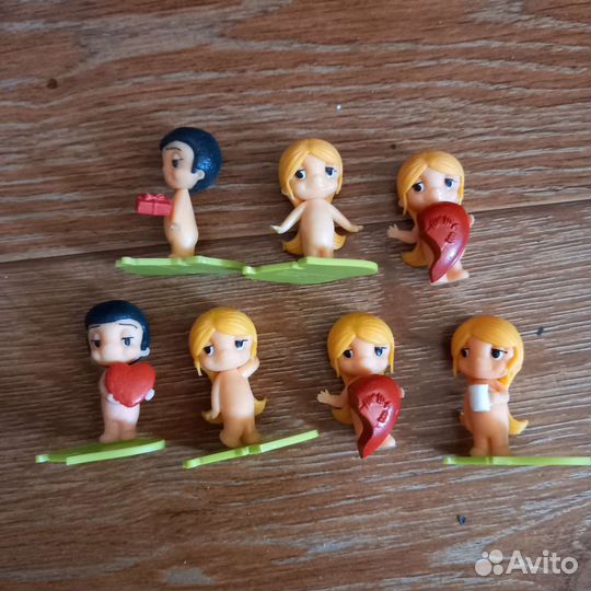 Коллекционные фигурки вкладыши love is