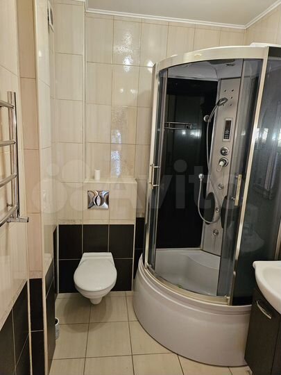 2-к. квартира, 55 м², 5/10 эт.