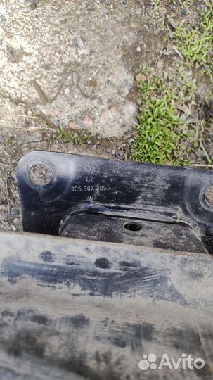 Усилитель бампера Volkswagen Passat b6